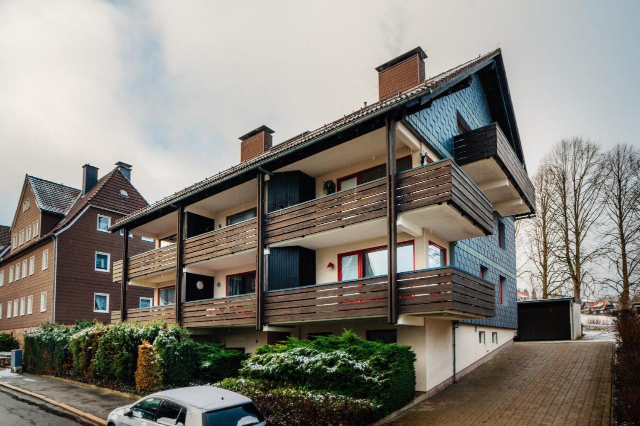 Grosse Wohnung - Kamin - Balkon - Boxspringbett - Skiwiese Braunlage Exterior photo